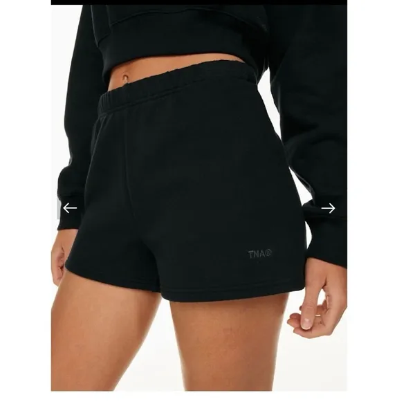 Aritzia TNA Sweatfleece Cozy Fleece Perfect Fit Shorts Size XS Black Loungewear - Image 3