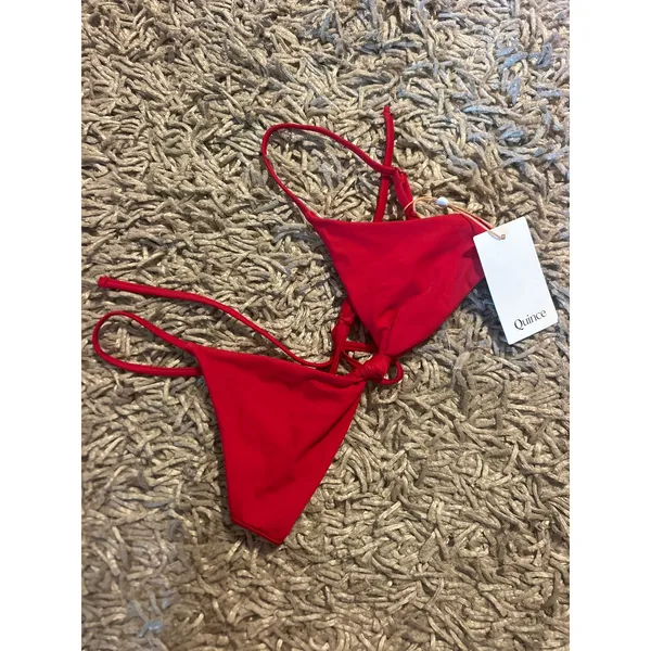 QUINCE Italian Knotted Triangle Bikini Top SUSTAINABLE Cherry Red NWT Size XS - Image 2