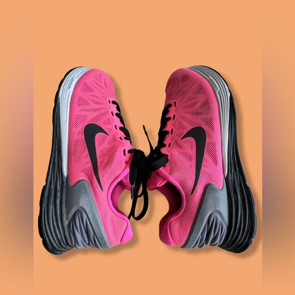 Women’s NIKE Lunar Glide 6 Raspberry Size: 8.5 - Image 5