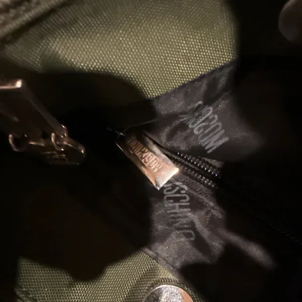Moschino army green purse - Image 9