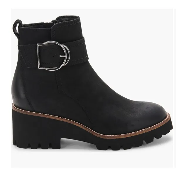 Blondo Dagger Waterproof Black Nubuck Lug Sole Ankle Boots Women’s 6.5 NWT - Image 2