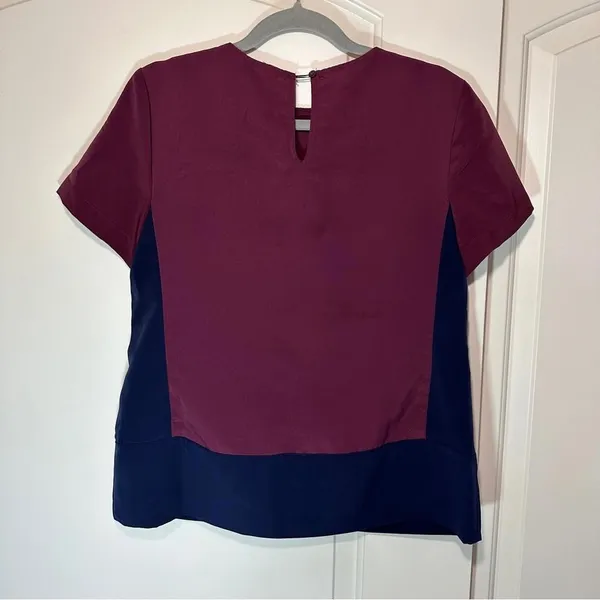 Banana Republic Factory Business Casual Top in Beet Root Womens Size:‎ Small - Image 3