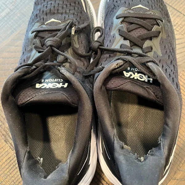 Hoka Clifton 8 black and white shoes size 8.5 B women - Image 9