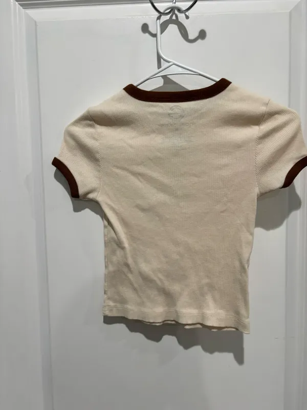 Social Culture Nashville Beige and Brown Graphic Tee, Juniors M - Image 2