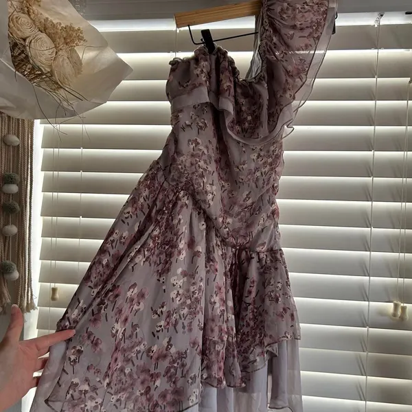 Cecico romantic Floral Ruffle whimsi One Shoulder Mini Dress Size Small - Image 4