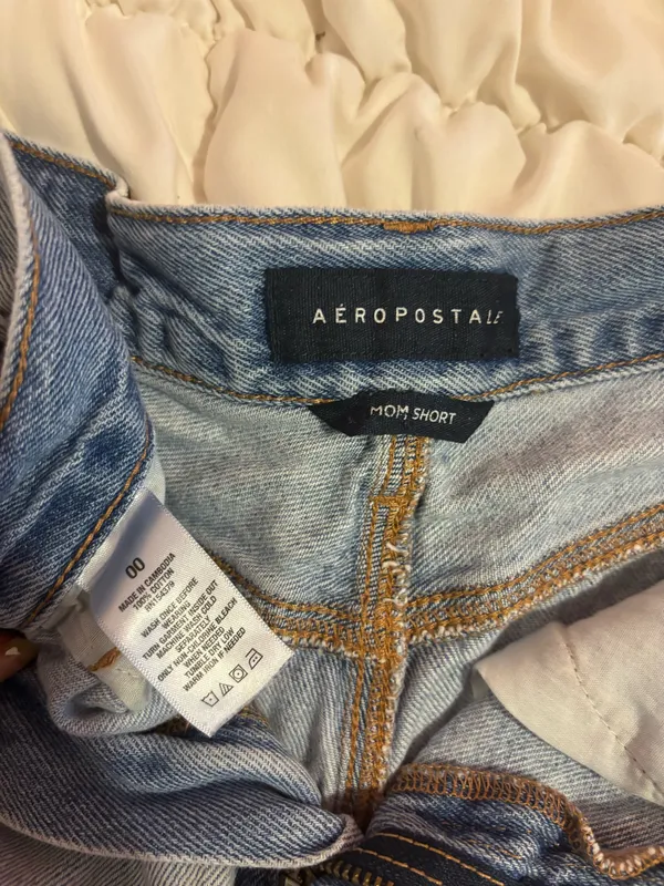 Aeropostale Mom jeans shorts - Image 3