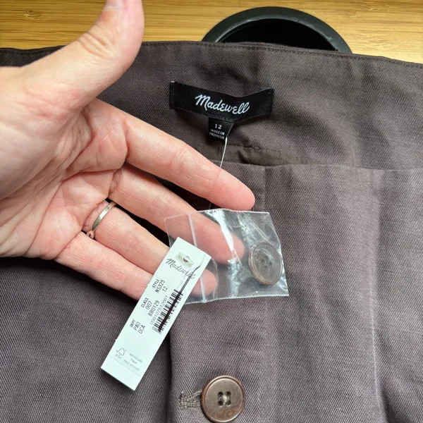 Madewell Brown Square Neck 12 Drapey TENCEL Lyocell Blend Twill Vest NS325 - Image 3