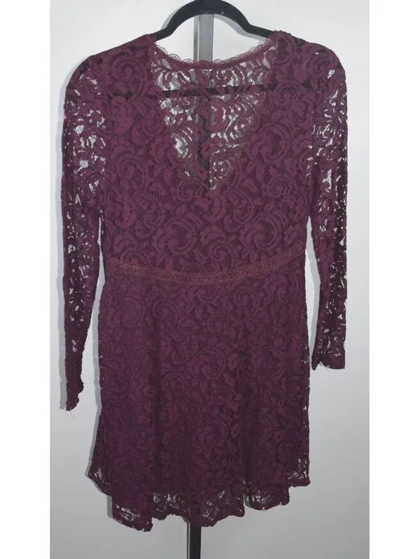 Kimchi Blue Urban Outfitters Burgundy Lace Mini Dress Size 4 V-Neck - Image 2