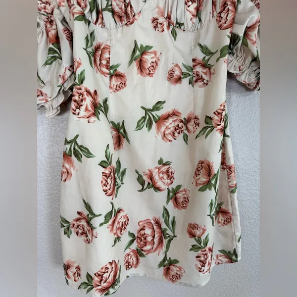 Superdown Revolve Lou Bustier Frill Mini Dress in Nude Floral size Medium $68 - Image 4