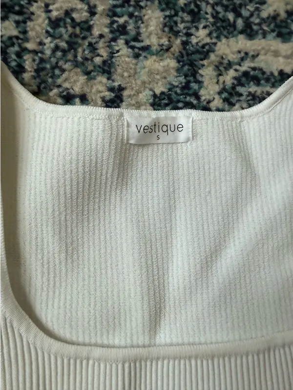 Vestique Top - Image 2