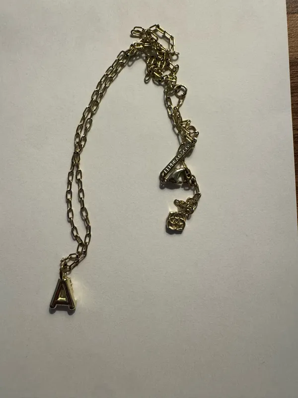 Kendra Scott Letter A Gold Short Pendant Necklace in White Crystal - Image 4