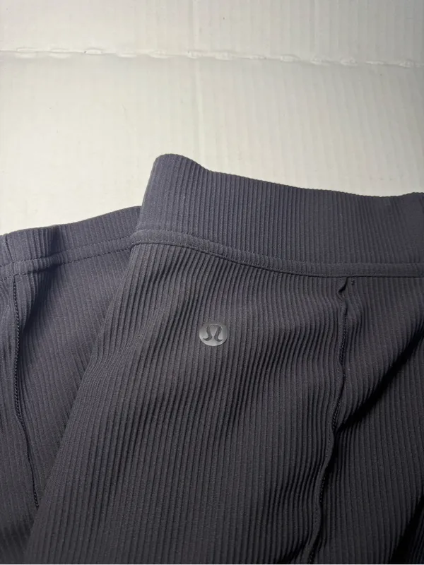 Lululemon Urban Strides Super High Rise Pants 25" - Image 6