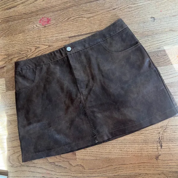 Cider Brown Faux Leather Mini Skirt Distressed A-Line Pockets XL - Image 3