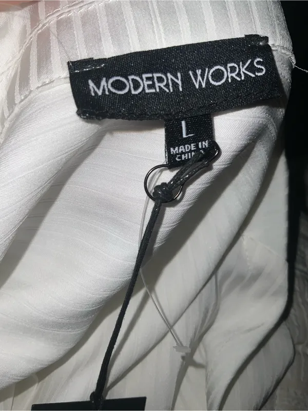 Modern Works Ivory Sleeveless Draped Surplice Blouse Large- NWT - Image 7