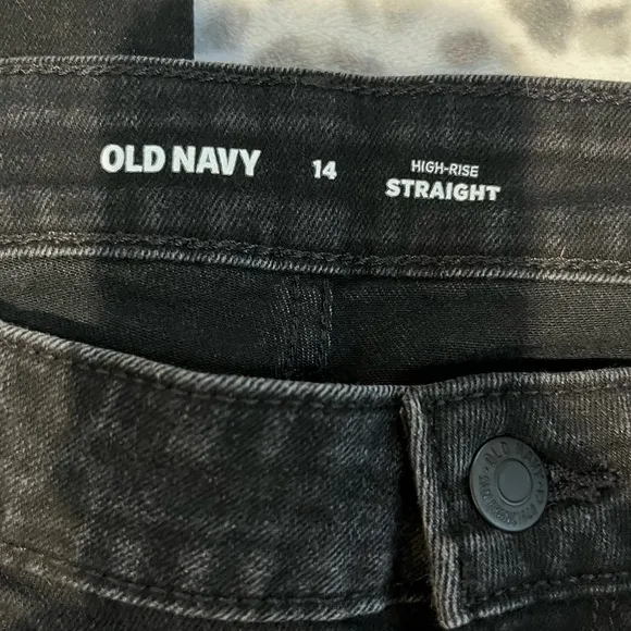 Old Navy Jeans - Image 2