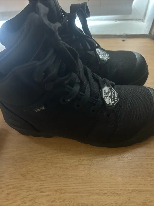 Skechers Black Women's Steel Toe Lace-Up Memory Foam Work Boots - Image 2