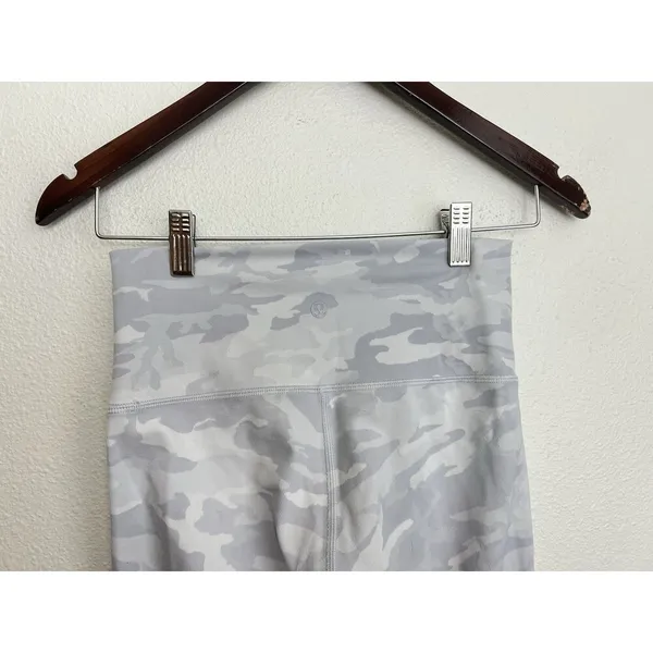 Lululemon Wunder Under High-Rise Tight Sz 6 Incognito Camo Jacquard Alpine White - Image 4