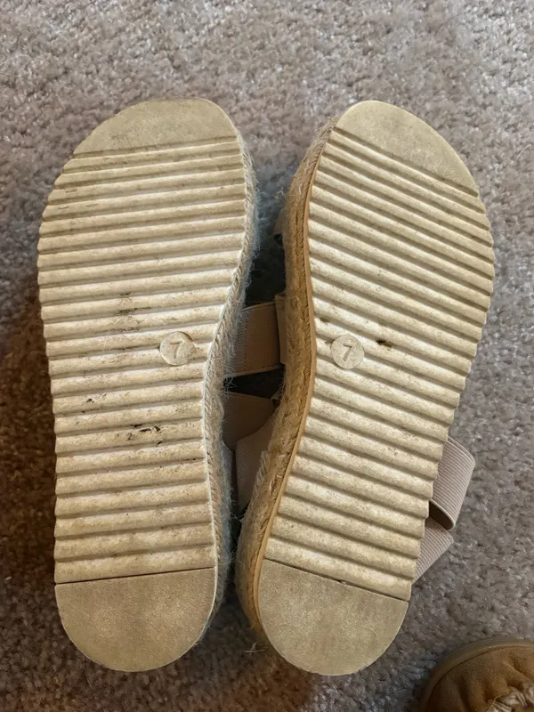 Pink sandals Size 7 - Image 2
