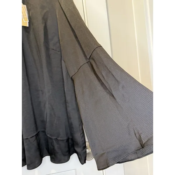 Women’s Michael Kors Black Satin Textured Blouse Long Bell Flared Sleeve Plus 2X - Image 3