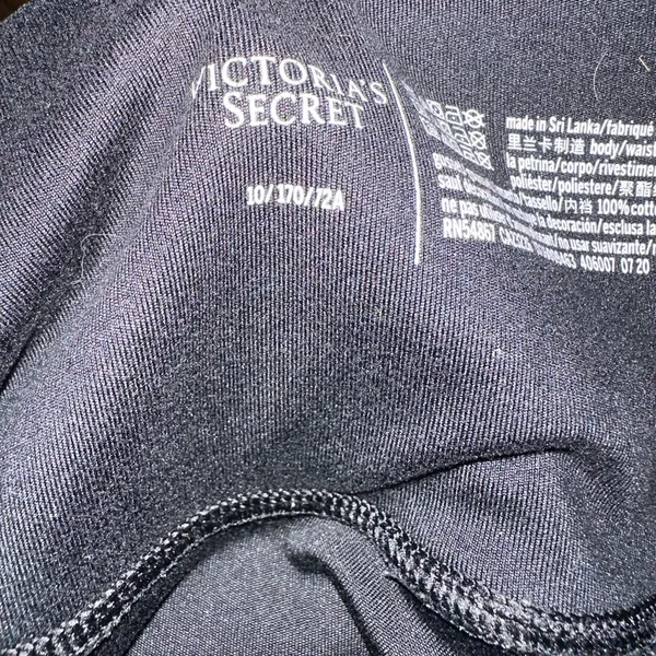 Victoria's Secret Core Essential Pocket High Waisted Legging 10 - Image 6