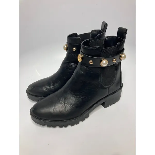 Karl Lagerfeld Pola Chelsea Boots Womens 8M Black Good Pearl Studded Lug Sole - Image 4