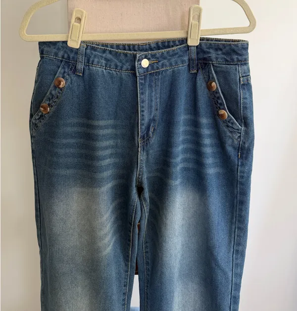 Amazon Jeans - Image 2