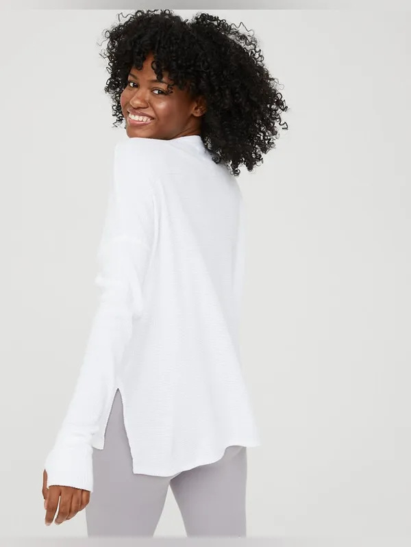 Aerie Offline Wow! Waffle Henley T-Shirt in White Size XS New with tags - Image 4