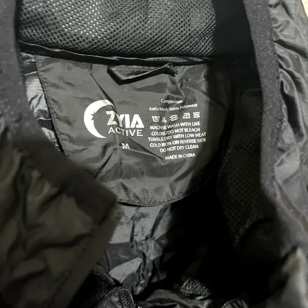 Zyia Windbreaker Jacket Black Active Full Zip Women's Size M‎ hooded packable - Image 3