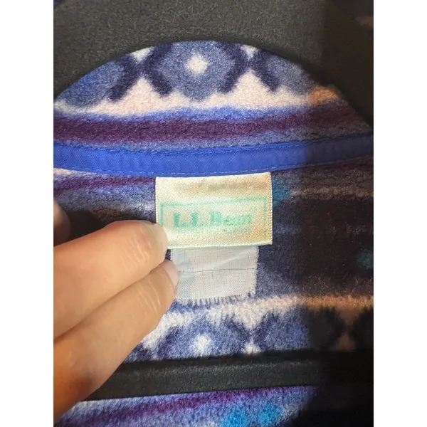 Vtg L.L. Bean patterned fleece pullover - Image 2