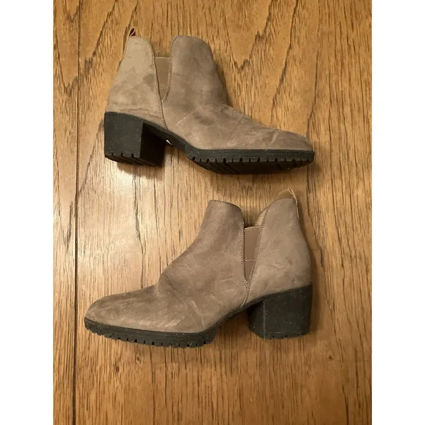 Dr. Scholl's Women’s Brown Suede Ankle Bootie Slip-On Block Heel Round Toe 7 - Image 3