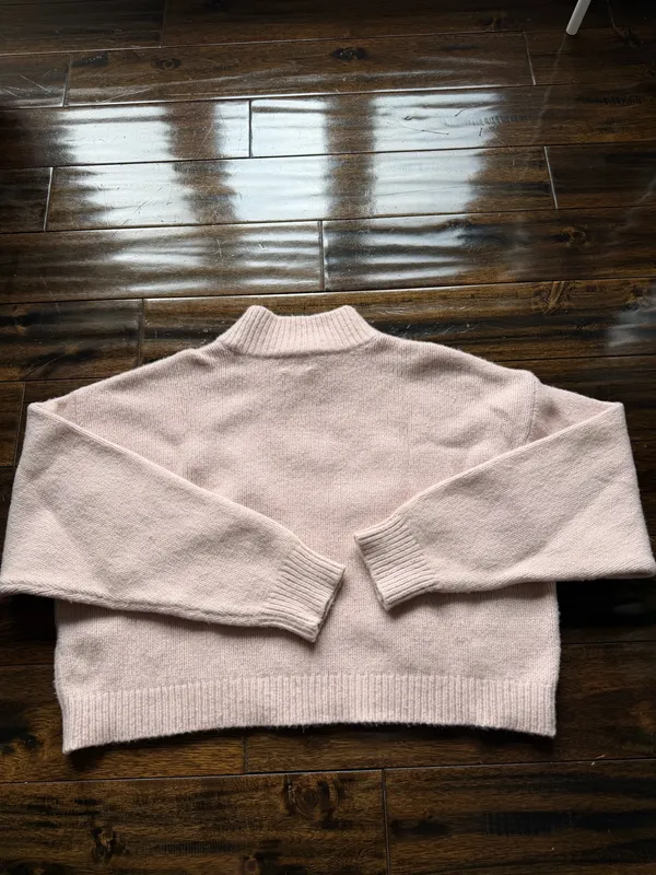 Aritzia Sunday Best Pale Pink Mockneck Sweater - Image 3