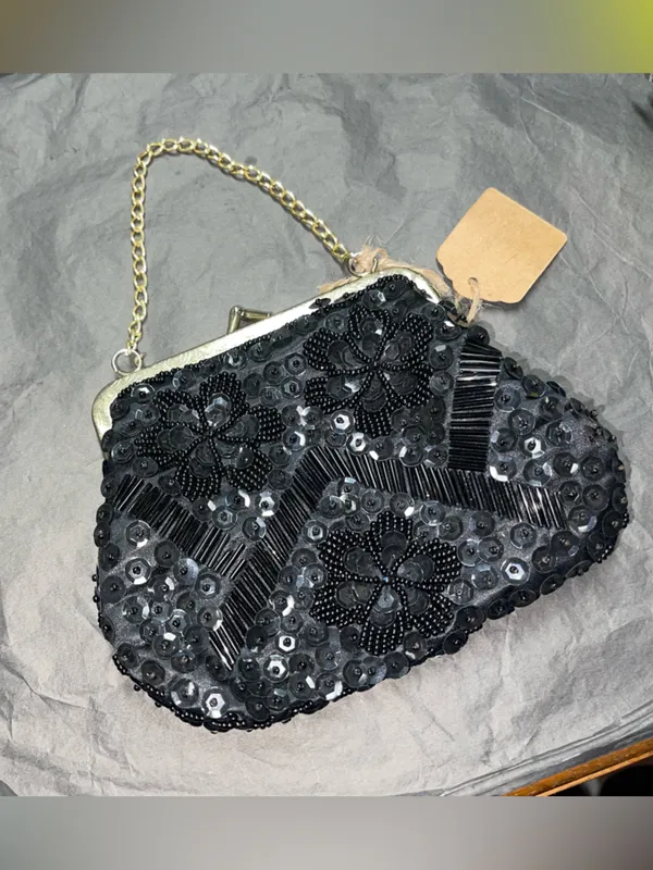 Vintage Style Black Beaded & Sequins Floral Evening Clutch - Unbranded - Image 2