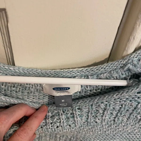 Old Navy Women's Light Blue Sweater - Image 2