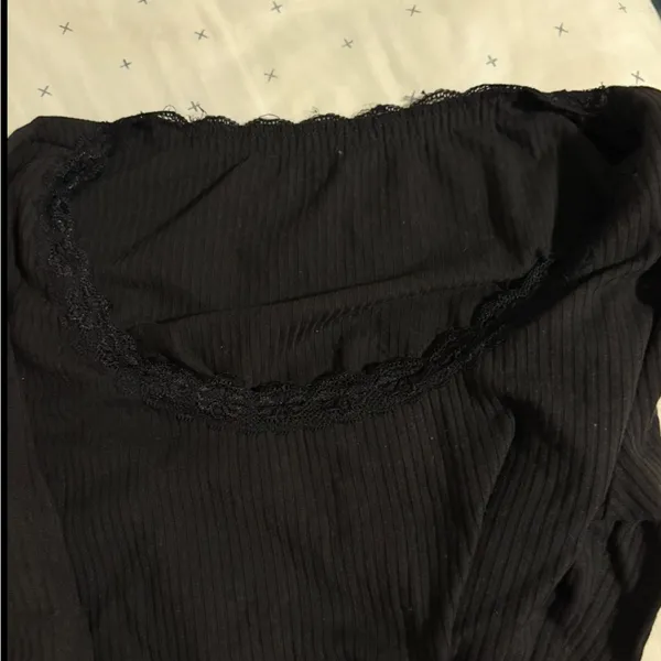 Lace Black Long Sleeve Top Size M - Image 2