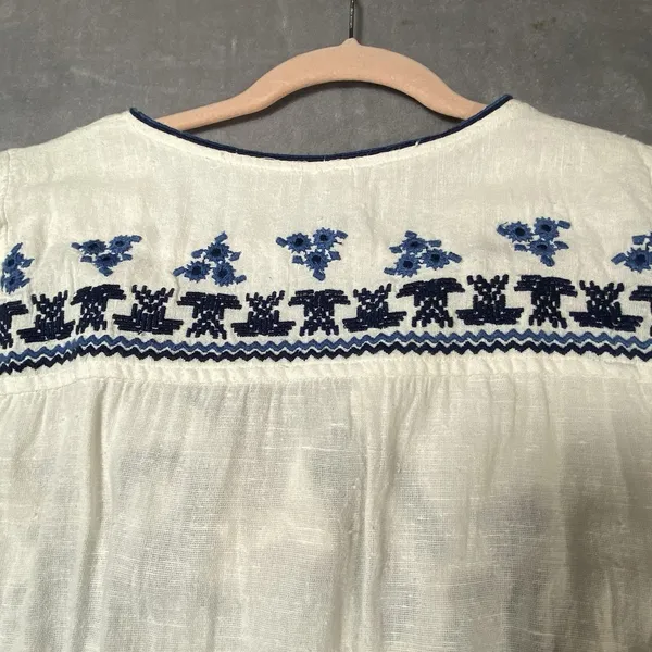 Free People Mini Dress Medium White Embroidered Blue Boho Cinch Artsy Beachy - Image 10