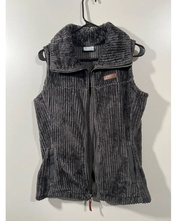 Fluffy Vest With Big Collar Size Medium Dark Gray - Image 8