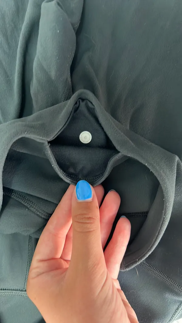 Lululemon Joggers - Image 4