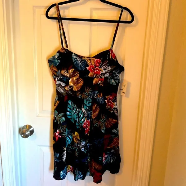 Pacific Vibes Tropical Floral Sleeveless Dress – Size XL – New With Tags - Image 3