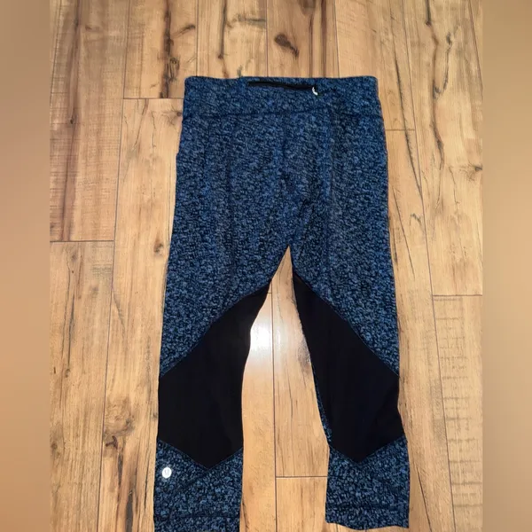 Lululemon leggings - Image 2