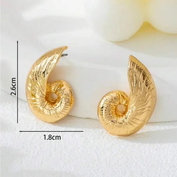 Gold Shell Earrings - Image 5