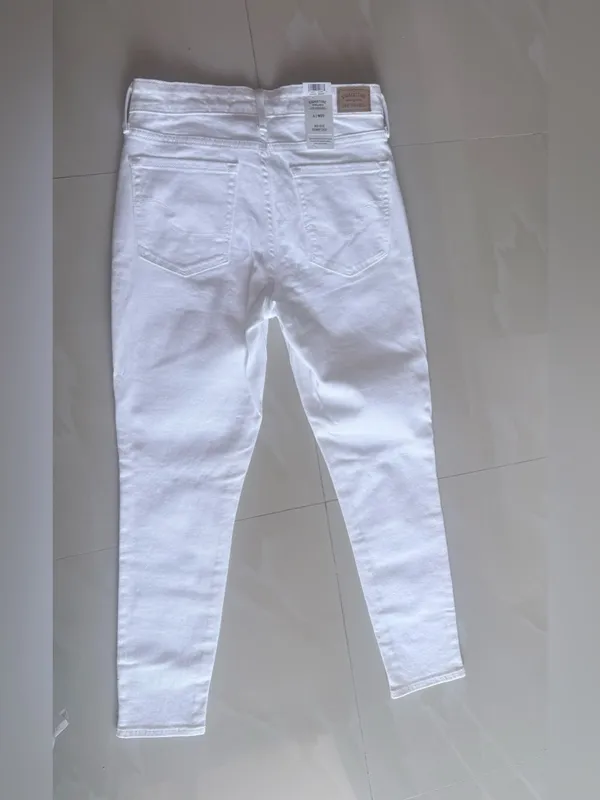 Signature by Levi Strauss White Skinny Jeans - Image 13