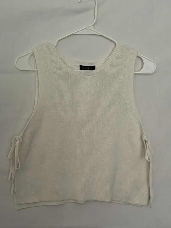 White House Black Market Sweater Vest Small Off White Side Tie Sleeveless(A919) - Image 2