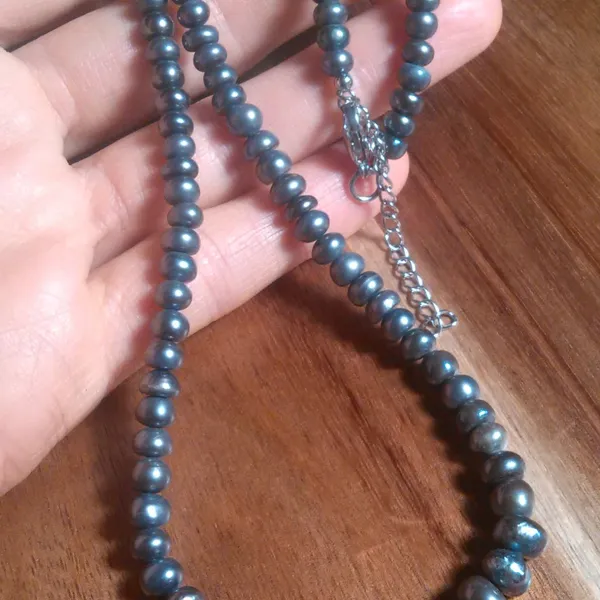 Elegant Grey Pearl Stainless Steel Necklace (18 Inches) - Image 6