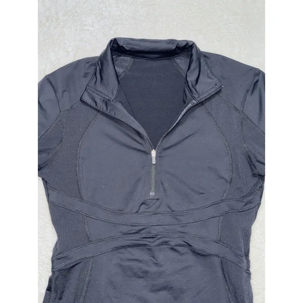 Lululemon Women's Cold Weather Running Half Zip Size 6 - Image 3