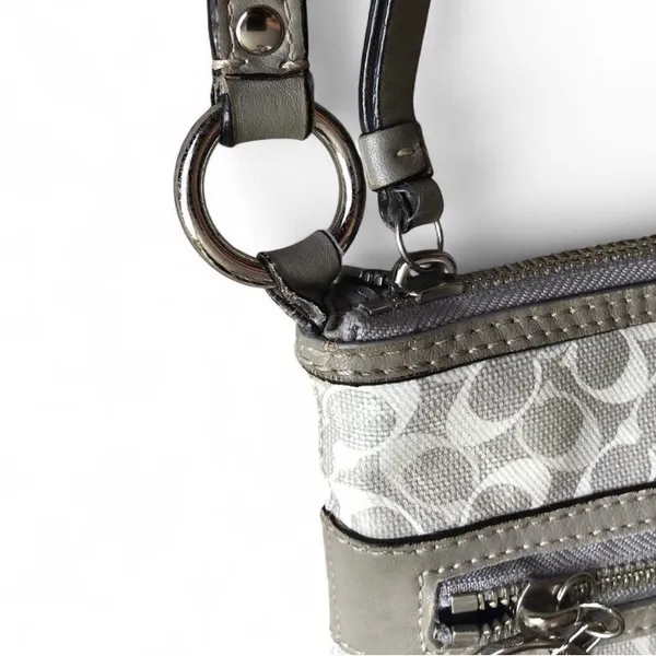 Coach Gray and White Crossbody Bag with Animal Print - Image 7