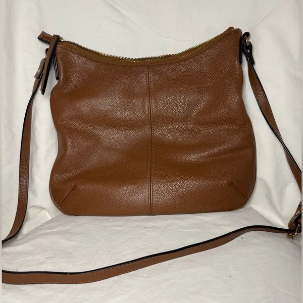 Clarks Pebbled Brown Faux Leather Large Crossbody Shoulder Purse - Image 2