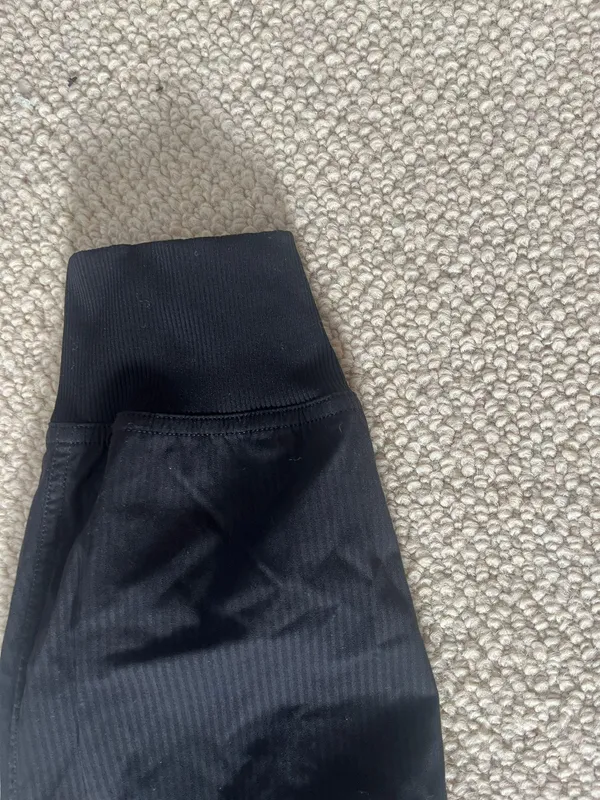 Lululemon Joggers - Image 4