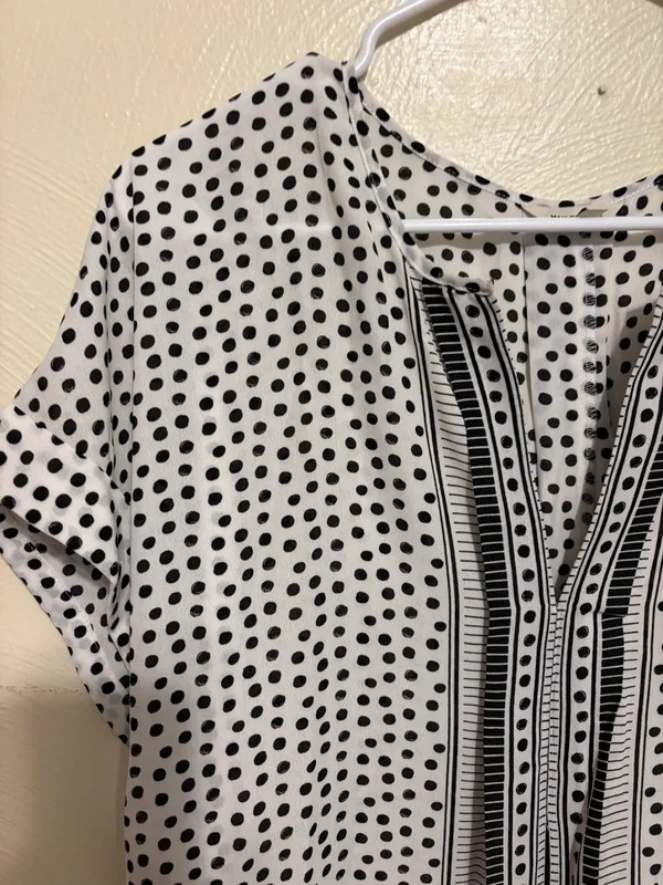Max Studio Polka Dot Blouse Black White Split Neck Top Large - Image 6