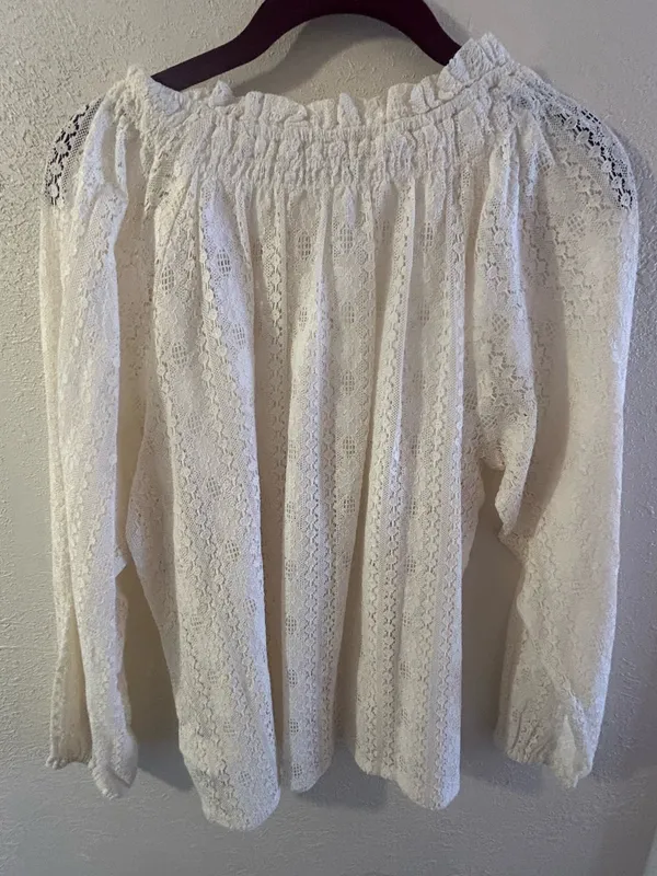 Old Navy Blouse - Image 6