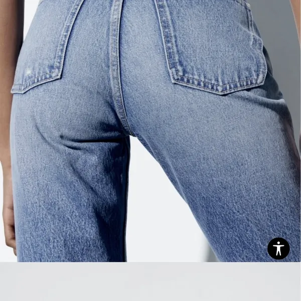 Zara button fly high rise straight leg size 6 - Image 3